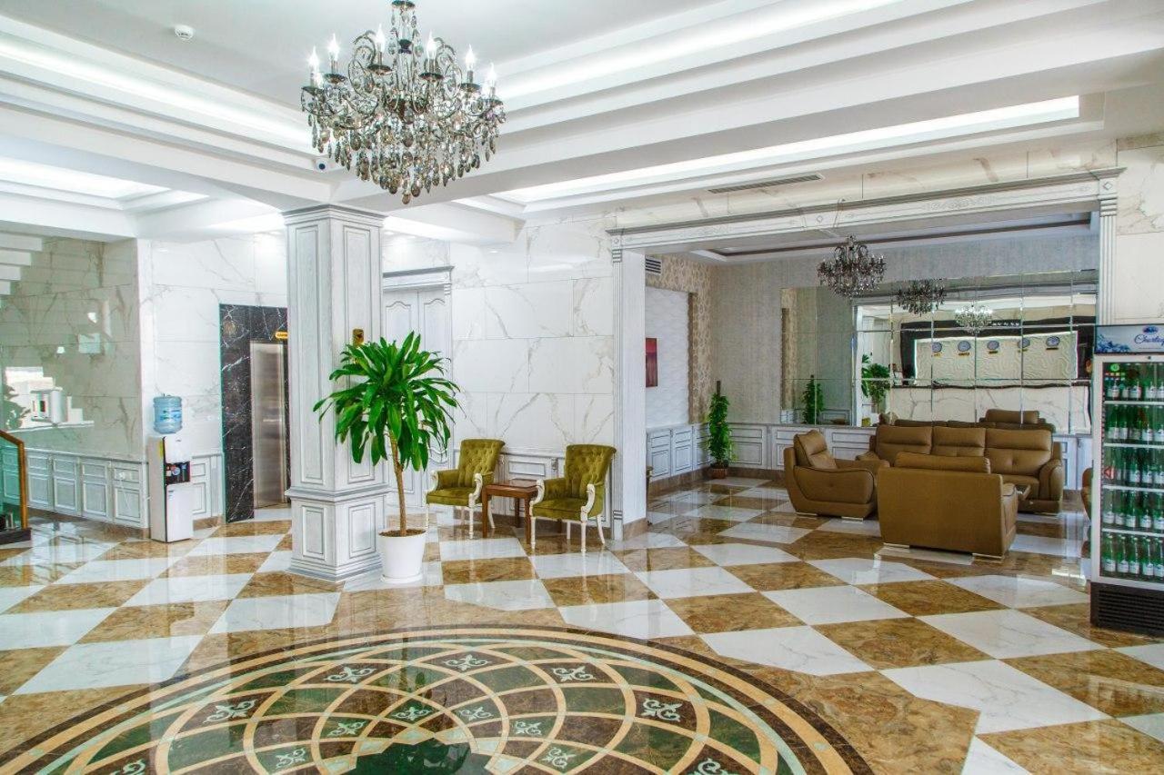 Shedevr Plaza Hotel Namangan Eksteriør billede